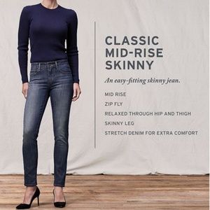 Levi's Classic Mid-Rise Skinny Jean